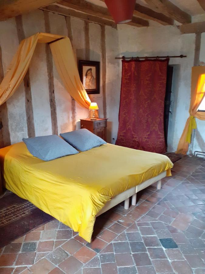 Couette-café Chateau De *